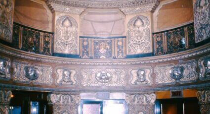 fox theatre Detroit Photo by Cinema Treasures User waldopapn