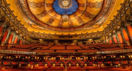 fox theatre Detroit MI Photo by Cinema Treasures User stevenj