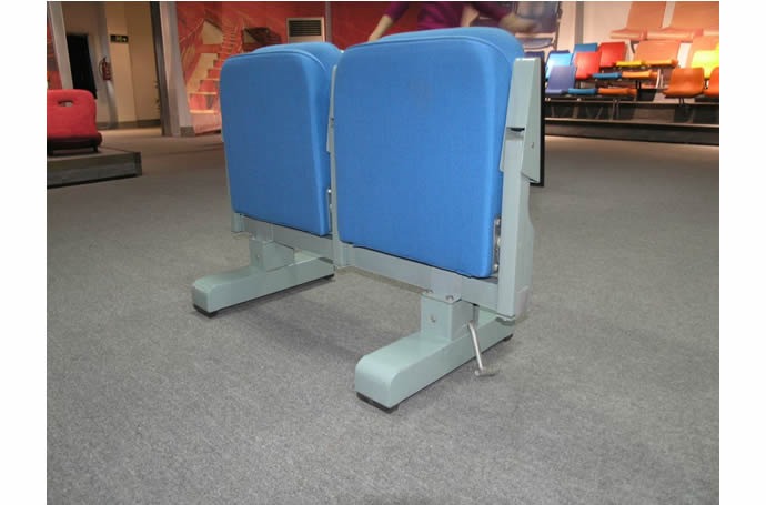 movable based blue top chairs